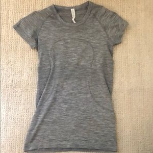 Lululemon short sleeve swiftly tech